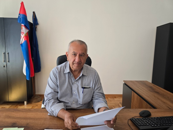 Salih Saitović (DUR) Zašto se Romi ne zapošljavaju već uvoze radnici iz inostranstva?!