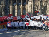 U Kelnu se danas pumpalo: Pozvala nas je mladost Srbije da ustanemo