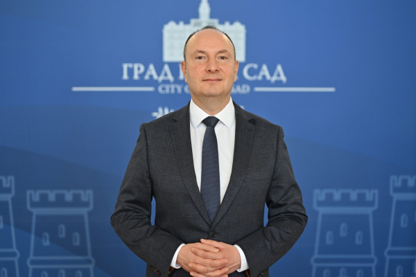 Gradonačelnik Novog Sada Milan Đurić podneo ostavku
