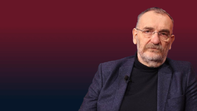 Siniša Kovačević: Glas naroda je glas Boga, i kad glasa za ludaka, volja se mora poštovati