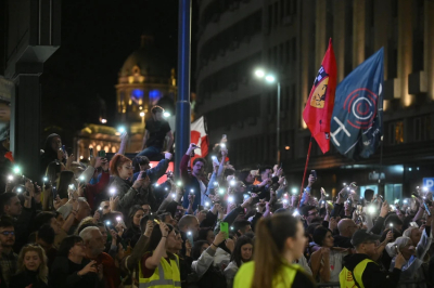 Srbija je ustala da podrži svoju decu. „Pumpaj, pumpaj“ odjekuje Beogradom