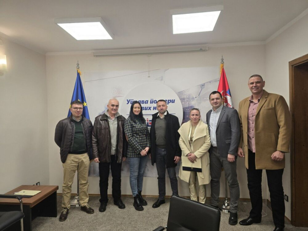 Ministar Jelena Žarić Kovačević sa direktorima sportsko-rekreativnih centara