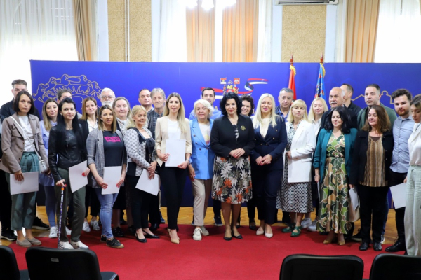 Uručeni ugovori o podršci grada projektima iz kulture za 2024. godinu