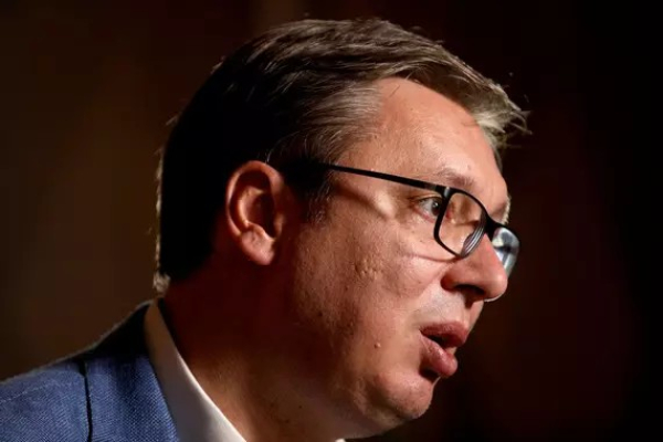 Aleksandar Vučić po starom