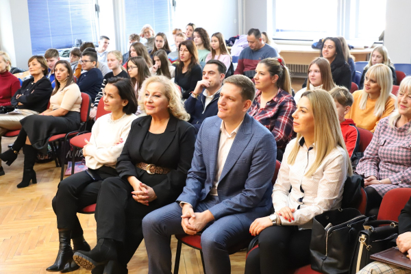 Obeležen Međunarodni dan borbe protiv nasilja nad decom